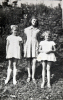 Siostry Rokitówny na starorzeczu w Bêazowej lata 60.